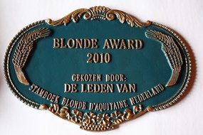 prijs voor de winnaar Blonde Award