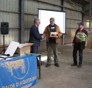 Klaas Hoekzema nam afscheid van de tentoonstellingscommissie