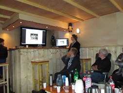 presentatie op videoscherm in het leslokaal